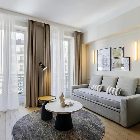 Adagio Opéra 4*
