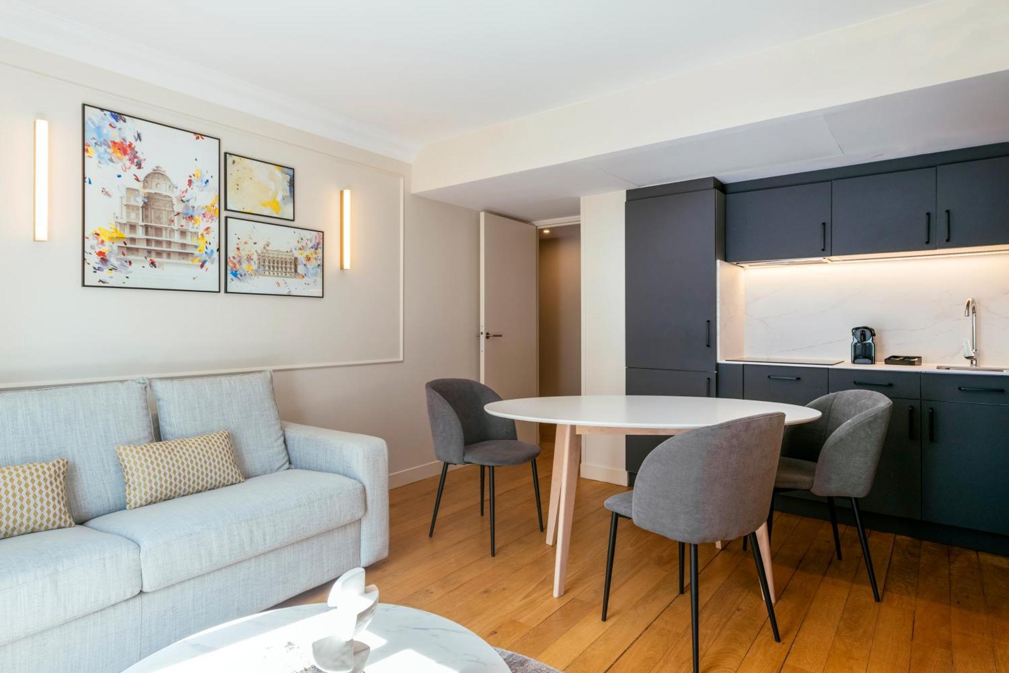 Aparthotel Adagio Opéra Parigi