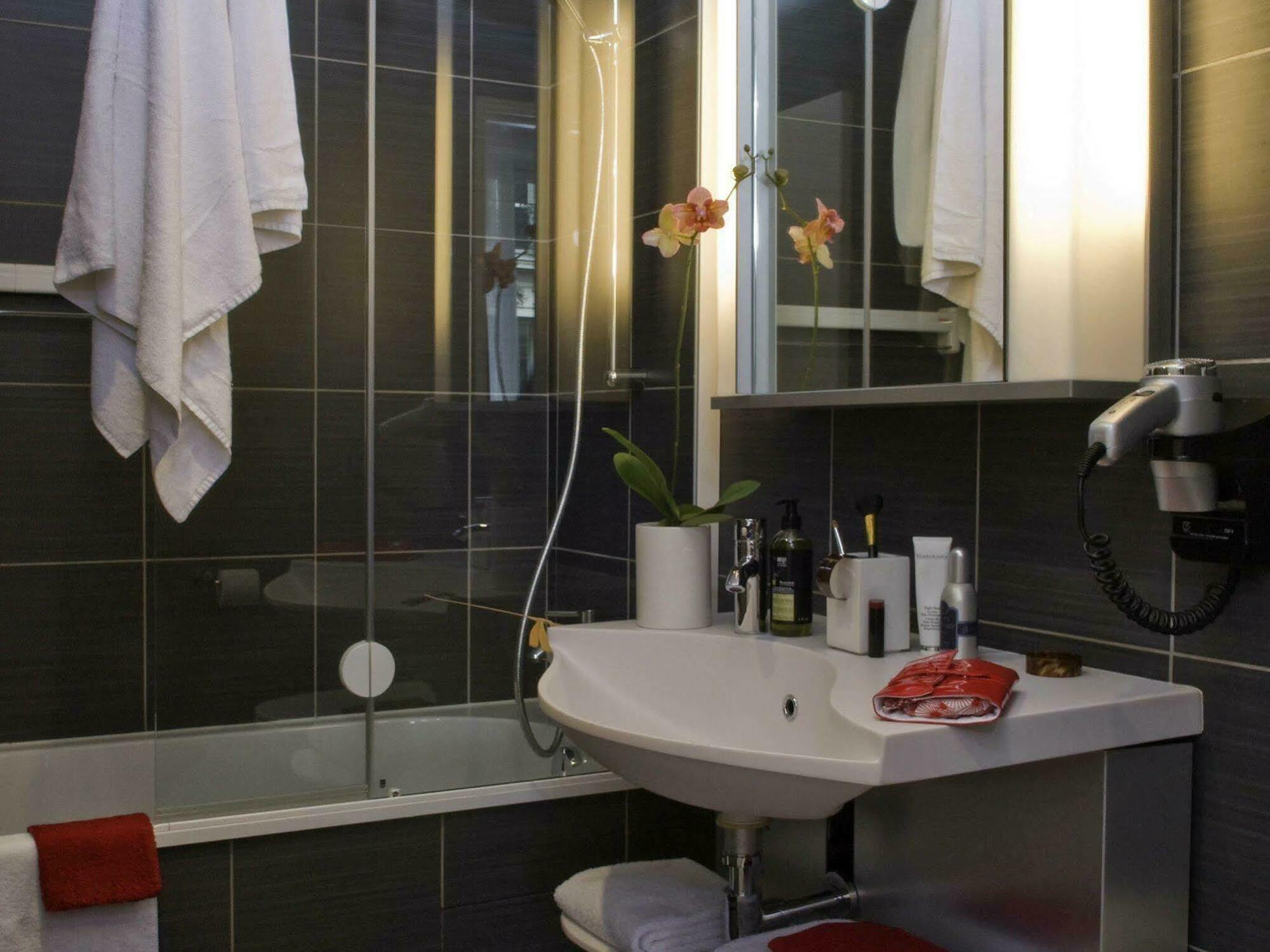 Adagio Opéra Aparthotel Parigi